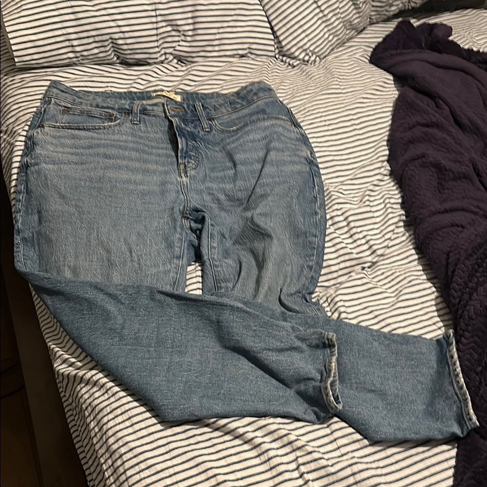 Madewell Women's Straight Leg Jeans in Medium Blue